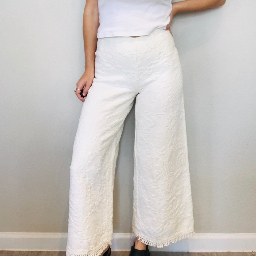 Vintage white wide leg high waisted tapestry pants - Picture 1 of 8